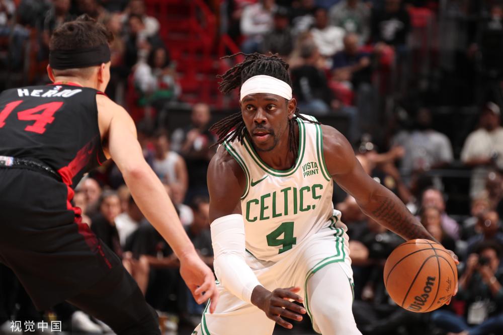 均为其在足 均为其在足